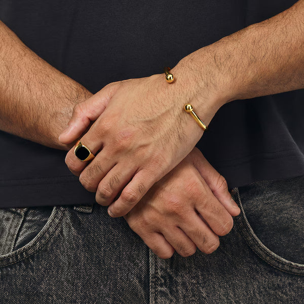 9ct Yellow Gold Men's Onyx Signet Ring