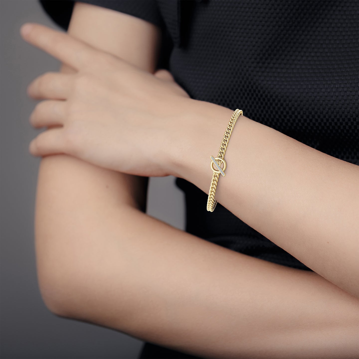 Natural Diamond Curb Chain Toggle Lock Bracelet